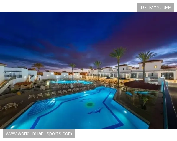 安提瓜足球青训课程吸引大量青少年，安提瓜是什么洲